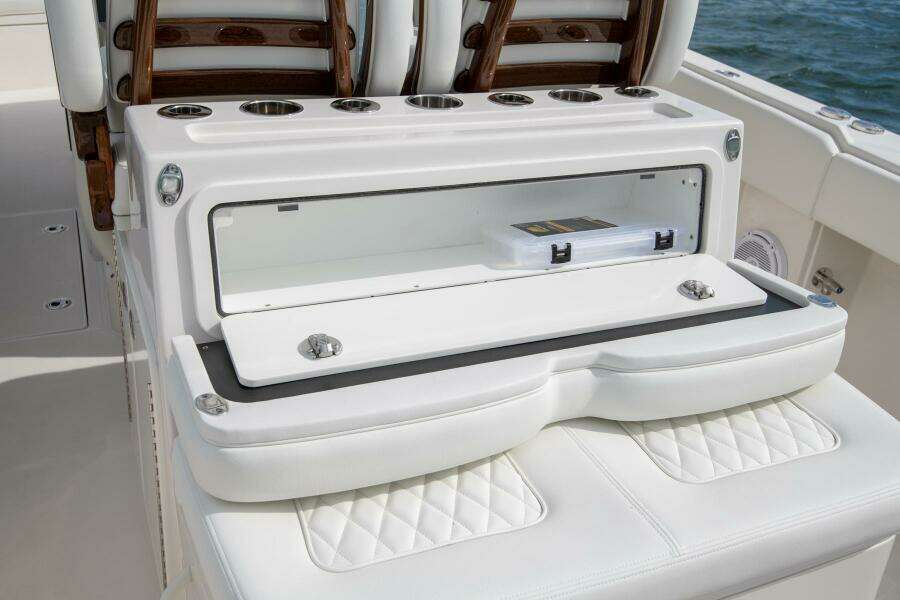 38ft Jupiter Yacht For Sale