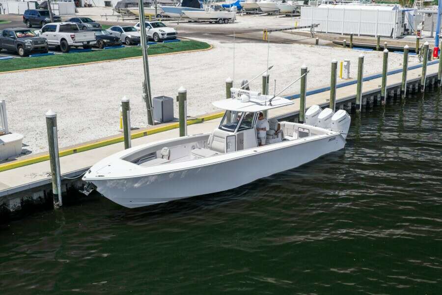 38ft Jupiter Yacht For Sale