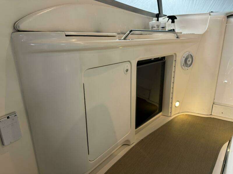 34ft Sea Ray Yacht For Sale