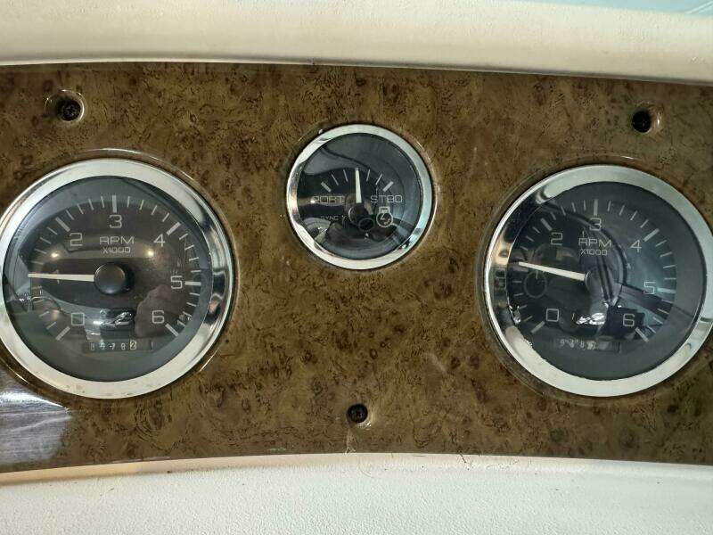 34ft Sea Ray Yacht For Sale