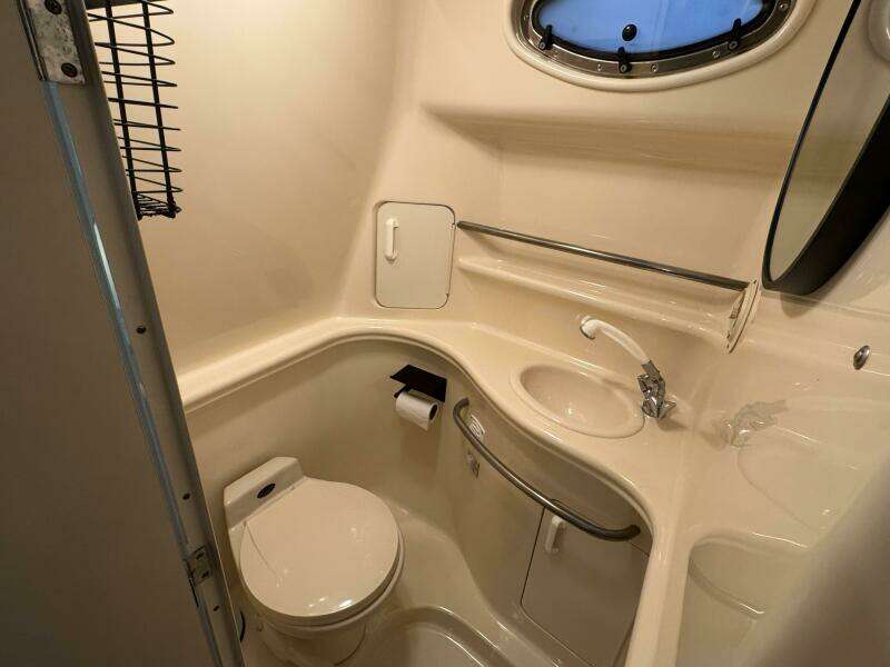 34ft Sea Ray Yacht For Sale