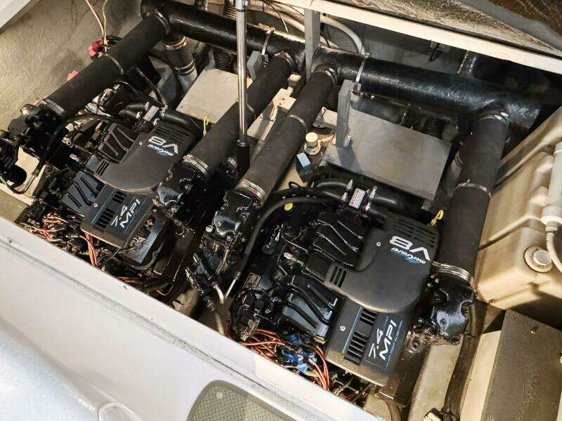 34ft Sea Ray Yacht For Sale