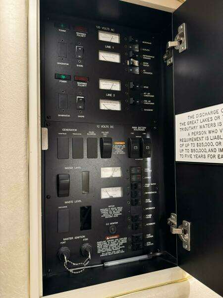 34ft Sea Ray Yacht For Sale