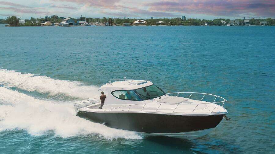 41ft Jupiter Yacht For Sale