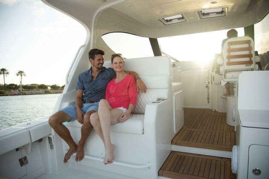 41ft Jupiter Yacht For Sale