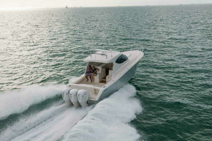 41ft Jupiter Yacht For Sale