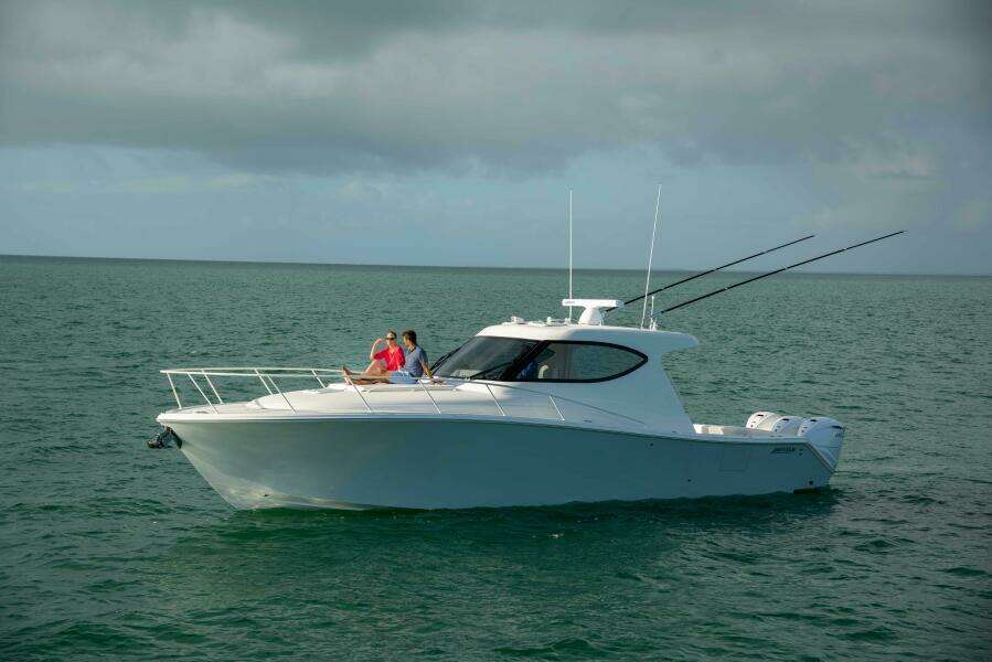 41ft Jupiter Yacht For Sale