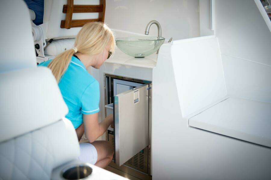 41ft Jupiter Yacht For Sale