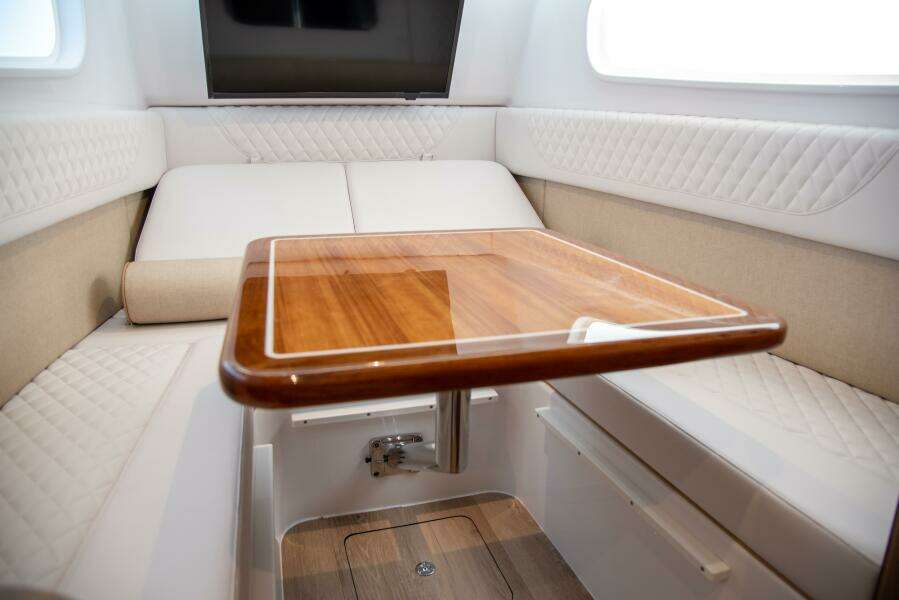 43ft Jupiter Yacht For Sale