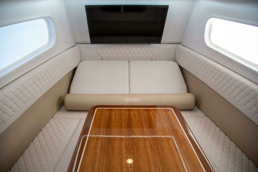 43ft Jupiter Yacht For Sale