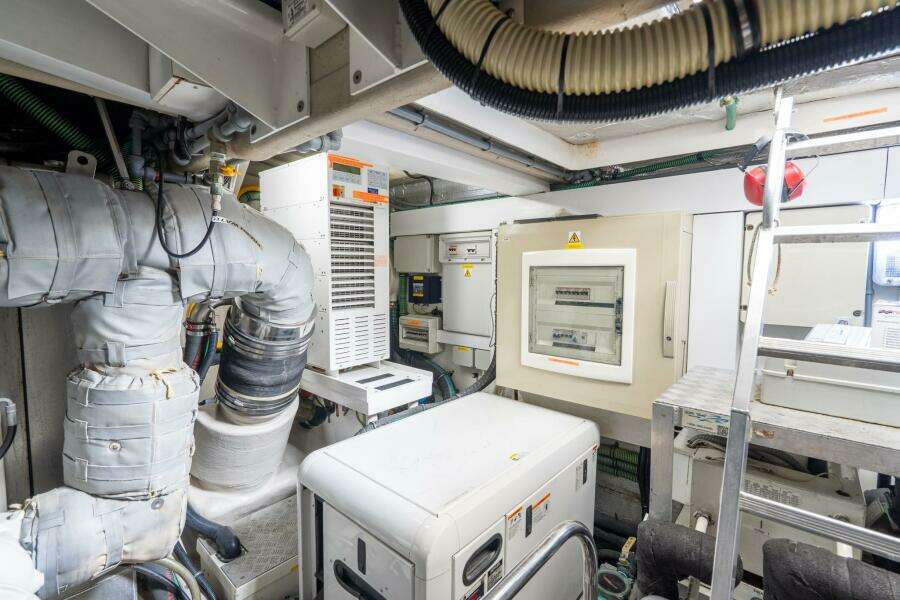 70ft Sunseeker Yacht For Sale