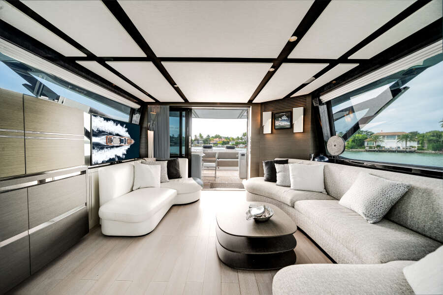 80ft Azimut Yacht For Sale