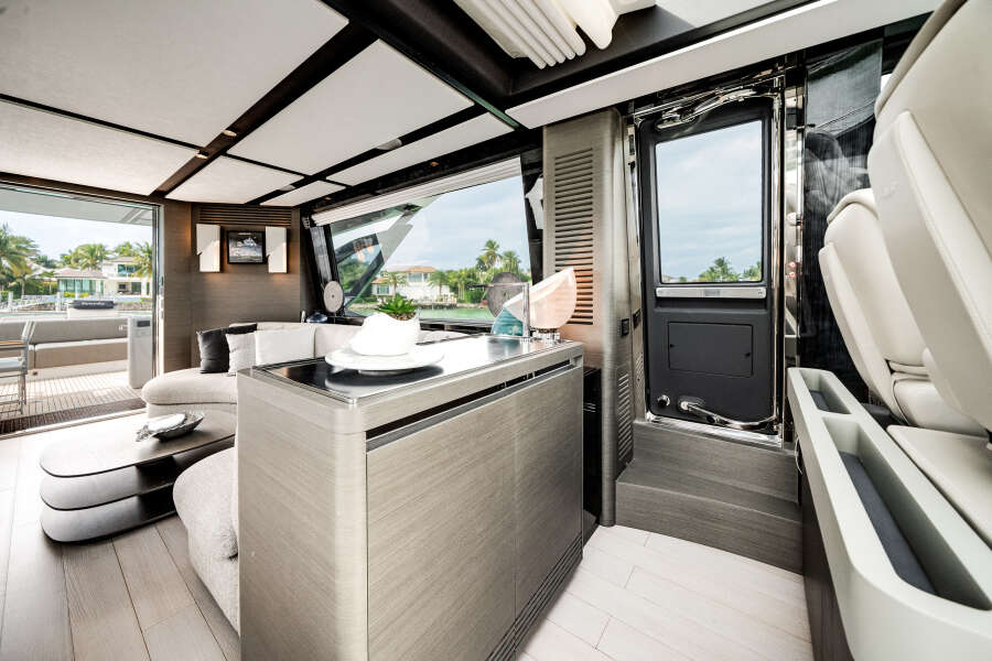 80ft Azimut Yacht For Sale