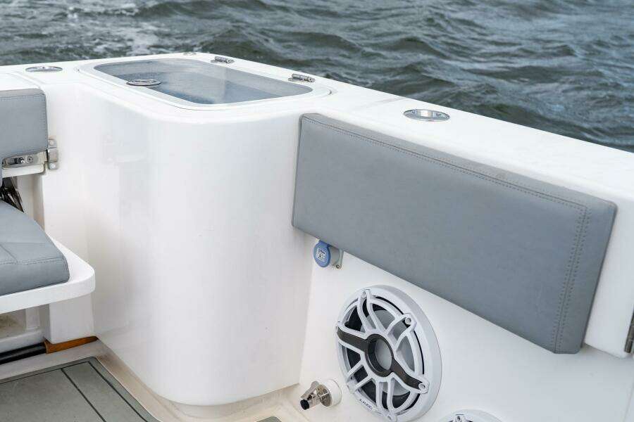 BRAMATE 41ft BlackWater Yacht For Sale