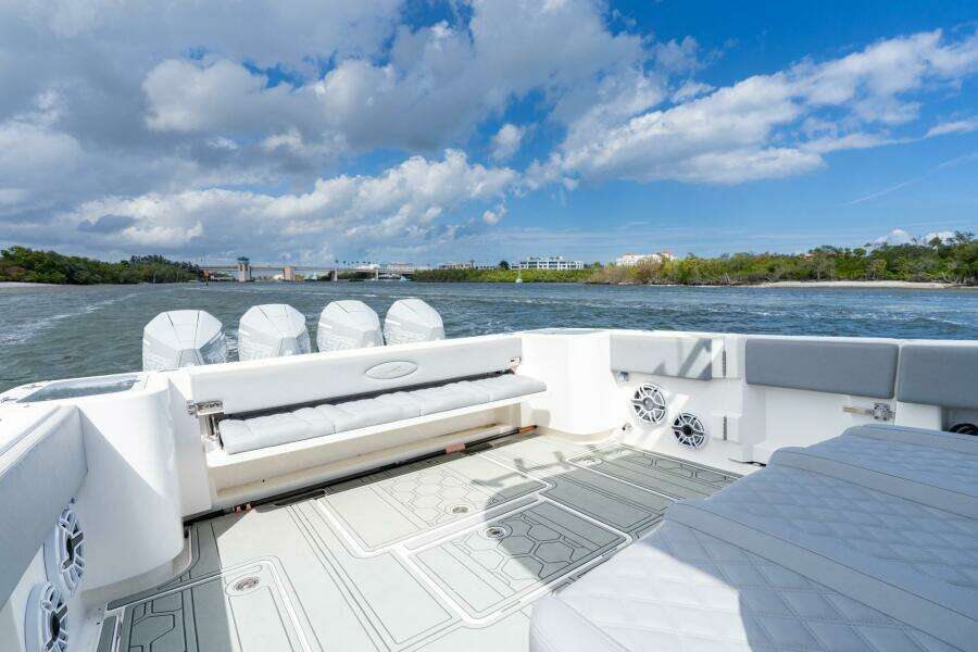 BRAMATE 41ft BlackWater Yacht For Sale