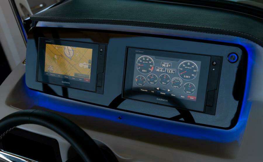 22ft Regal Yacht For Sale