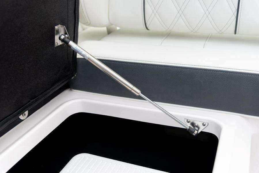 22ft Regal Yacht For Sale