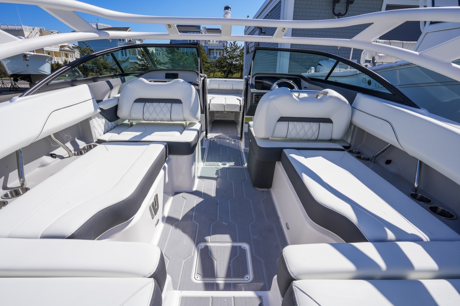 22ft Regal Yacht For Sale