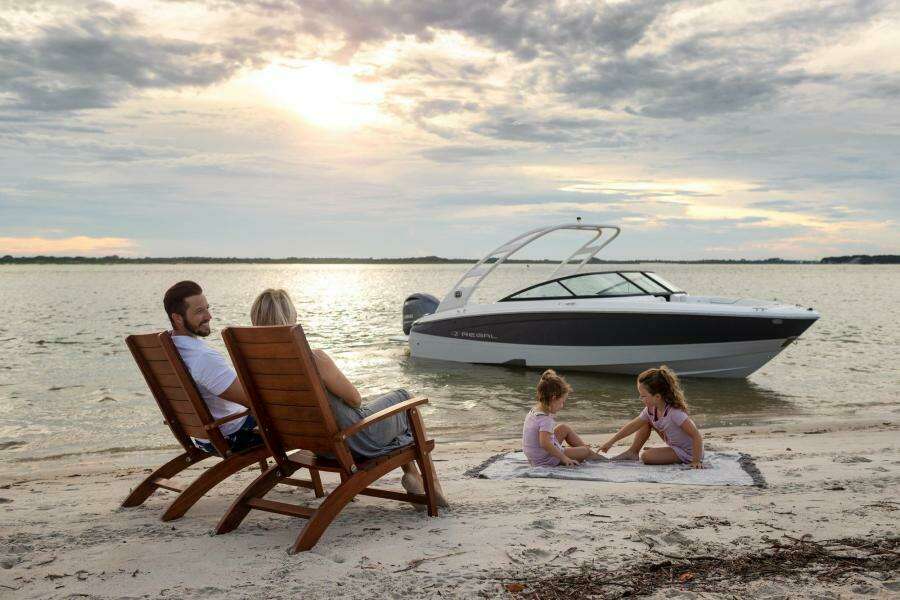 22ft Regal Yacht For Sale