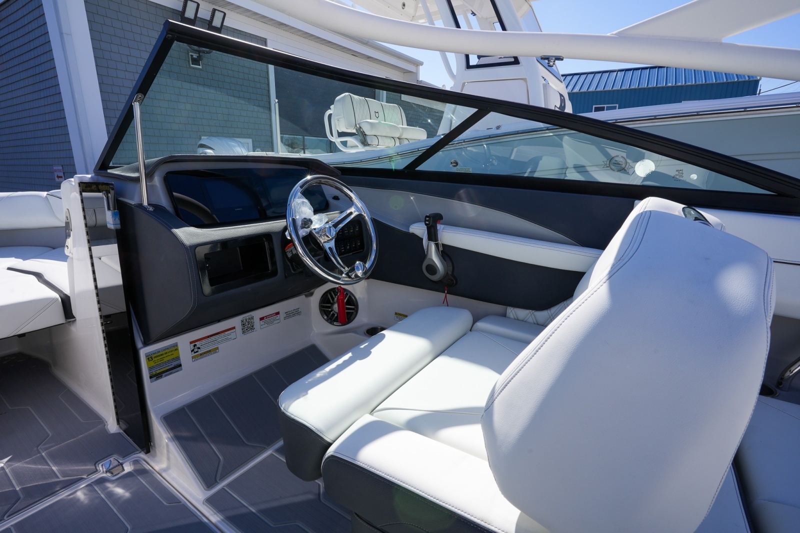 22ft Regal Yacht For Sale