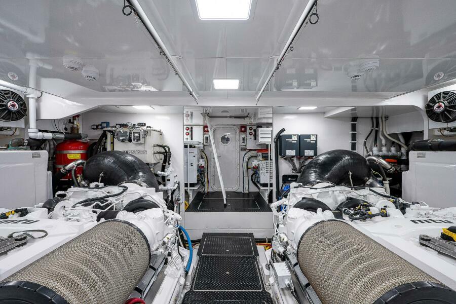 75' 2017 Viking 75 Motoryacht