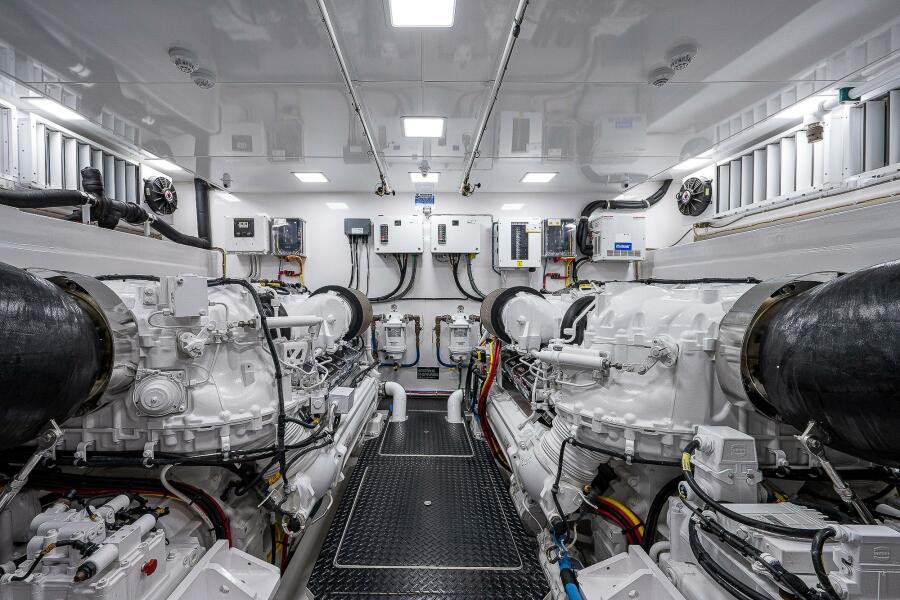 75' 2017 Viking 75 Motoryacht