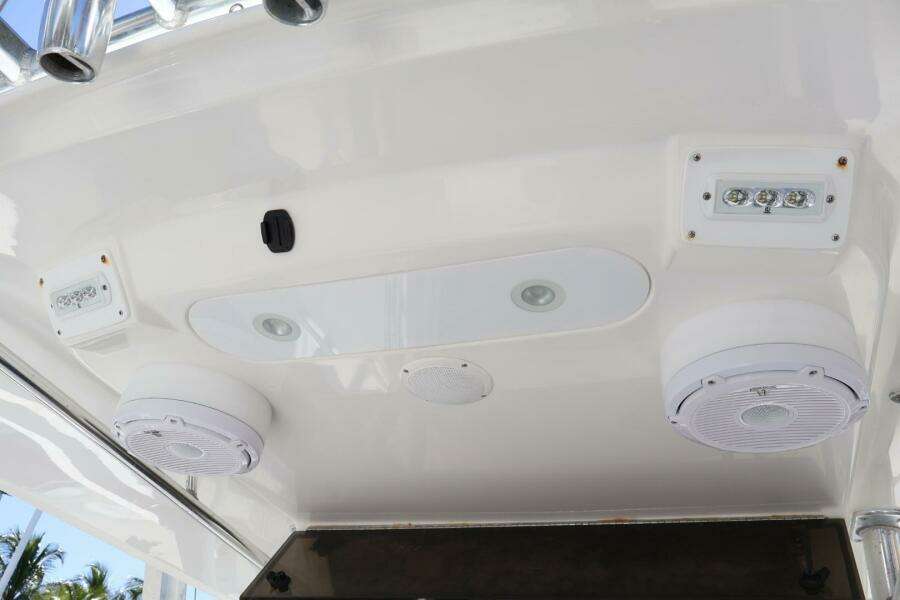 39ft Venture Yacht For Sale