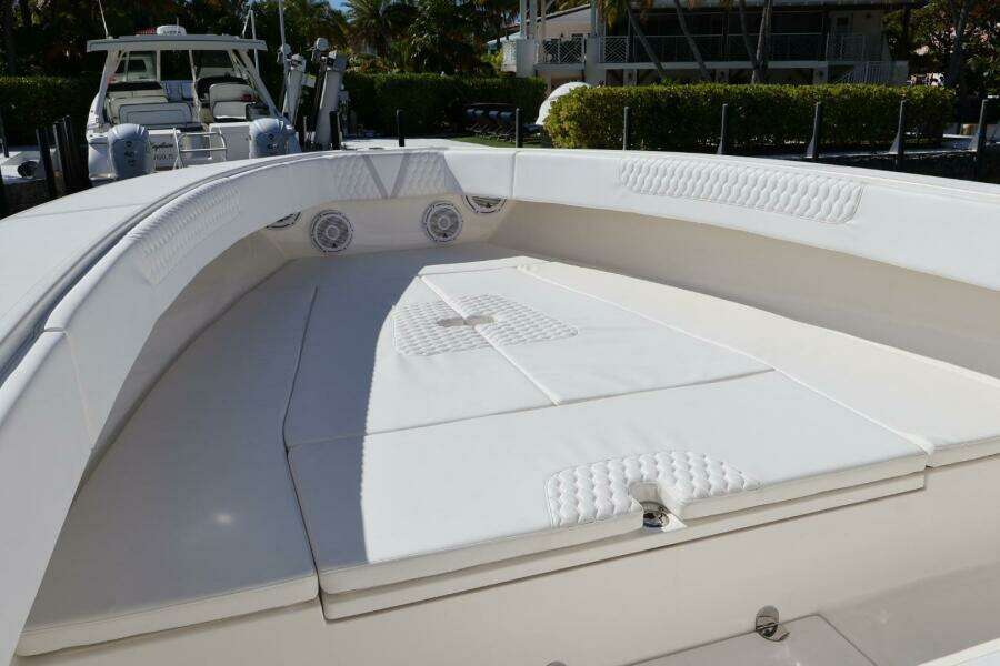 39ft Venture Yacht For Sale