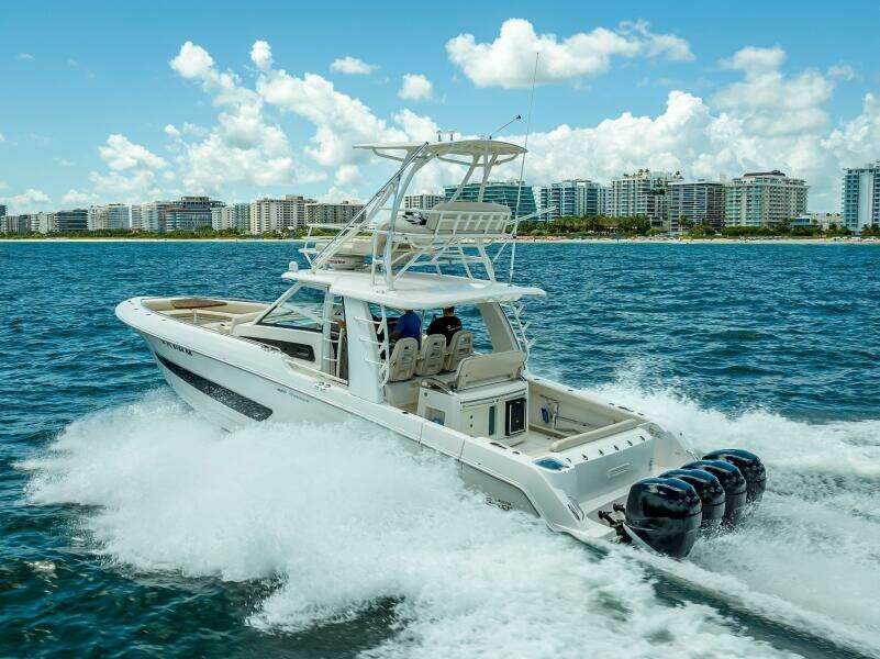 42ft Boston Whaler Yacht For Sale