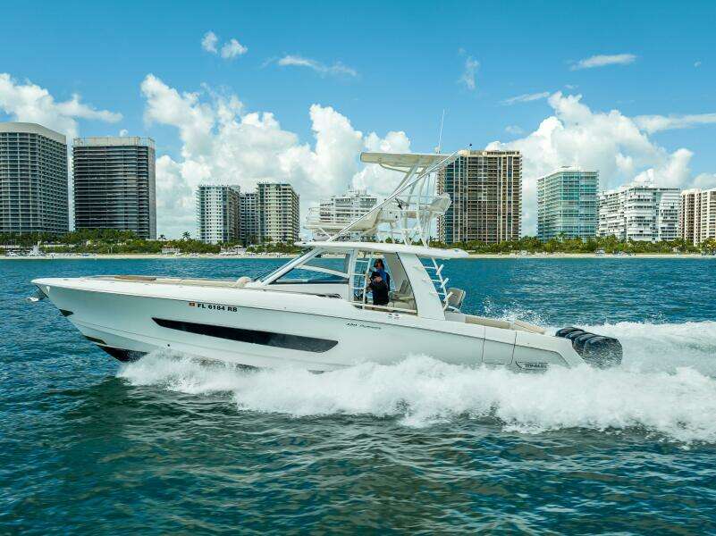 42ft Boston Whaler Yacht For Sale