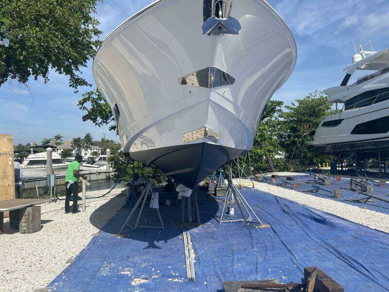 42ft Boston Whaler Yacht For Sale