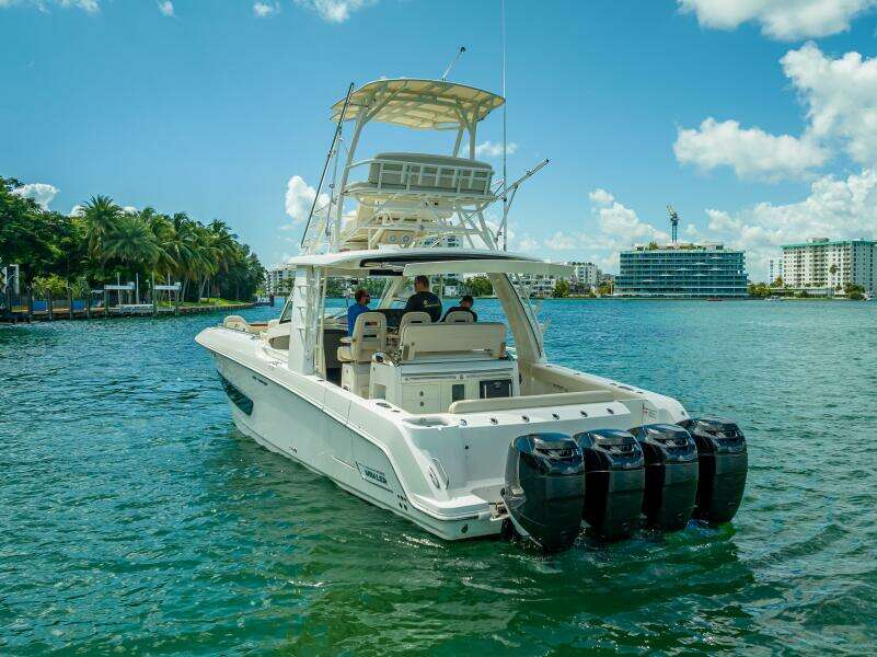 42ft Boston Whaler Yacht For Sale