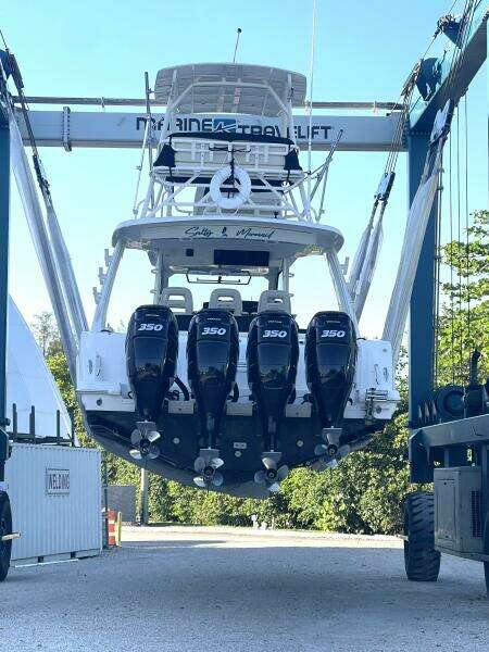 42ft Boston Whaler Yacht For Sale