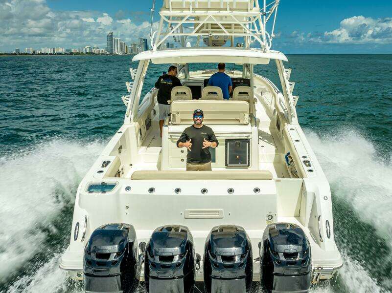 42ft Boston Whaler Yacht For Sale