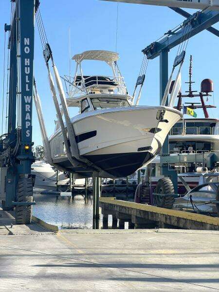 42ft Boston Whaler Yacht For Sale