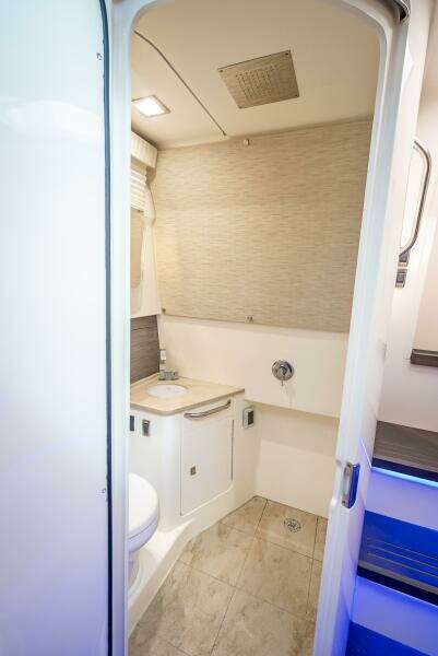 42ft Boston Whaler Yacht For Sale