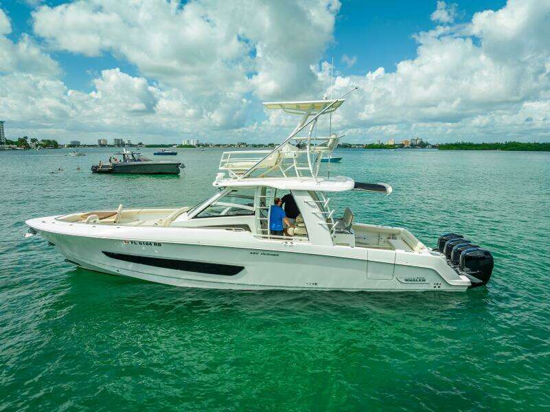 42ft Boston Whaler Yacht For Sale