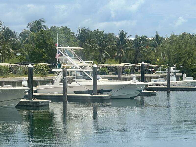 42ft Boston Whaler Yacht For Sale
