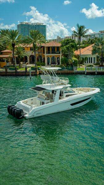 42ft Boston Whaler Yacht For Sale