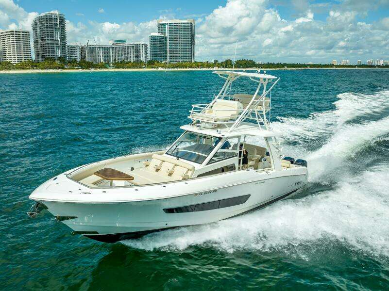 42ft Boston Whaler Yacht For Sale