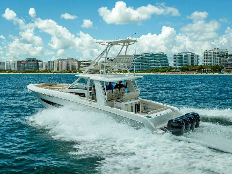 42ft Boston Whaler Yacht For Sale
