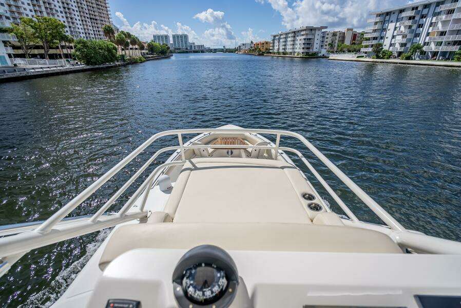 42ft Boston Whaler Yacht For Sale