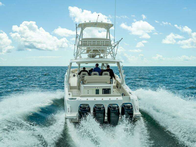 42ft Boston Whaler Yacht For Sale