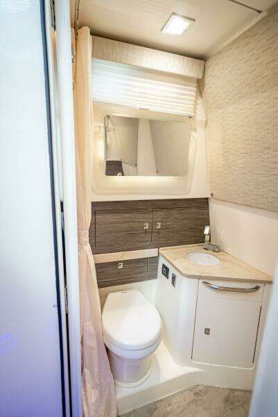 42ft Boston Whaler Yacht For Sale