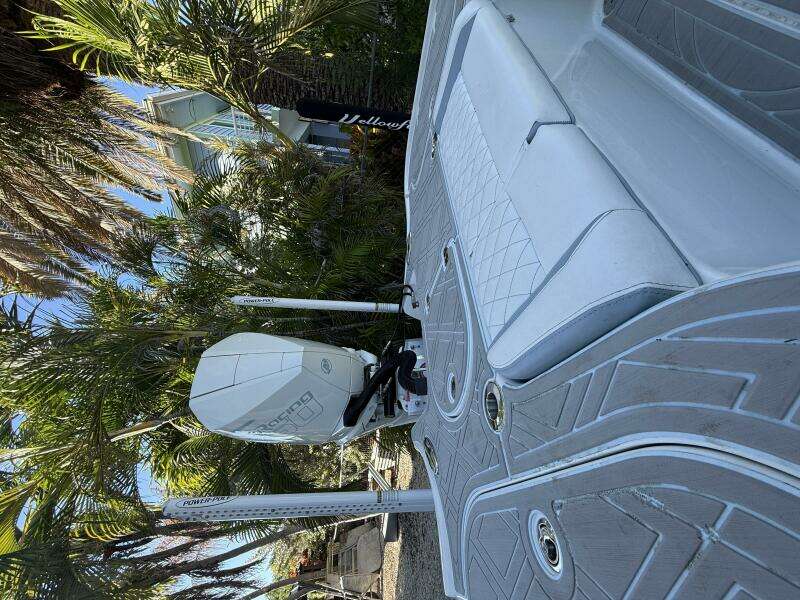 24ft Yellowfin Yacht For Sale