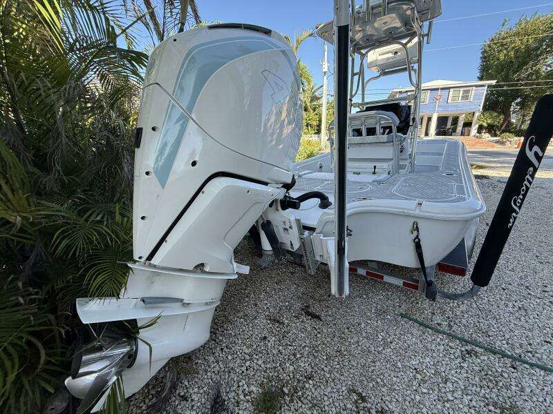 24ft Yellowfin Yacht For Sale