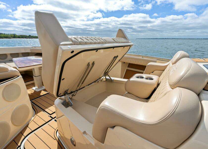 53ft HCB Yacht For Sale