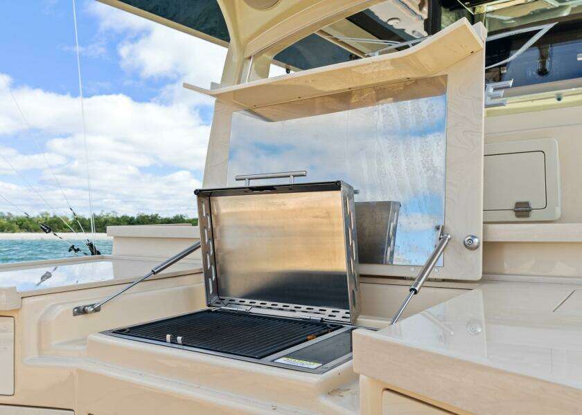 53ft HCB Yacht For Sale