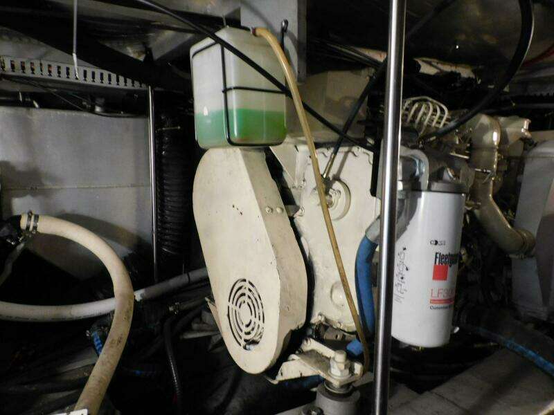 La Vida 44ft Carver Yacht For Sale