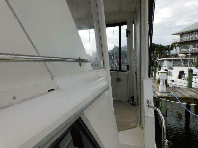 La Vida 44ft Carver Yacht For Sale